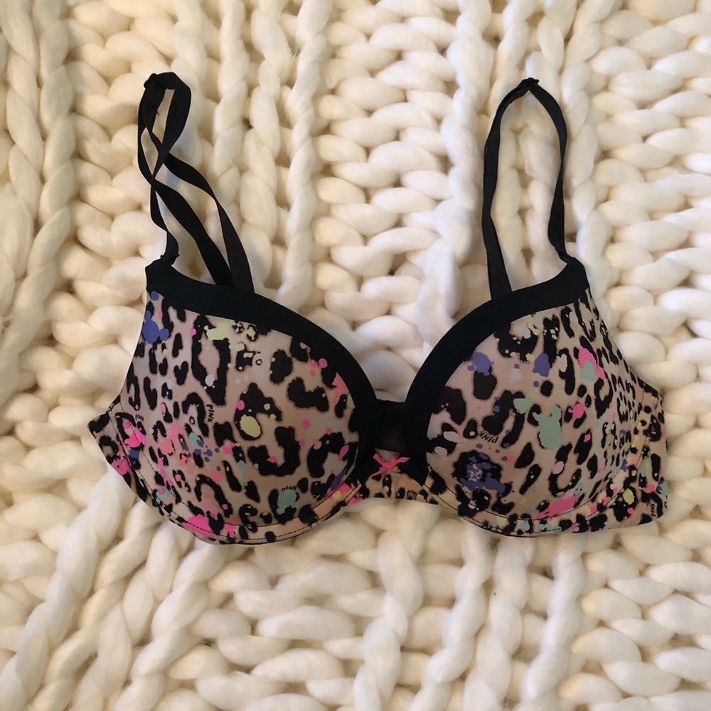 Victoria’s Secret Pink bra